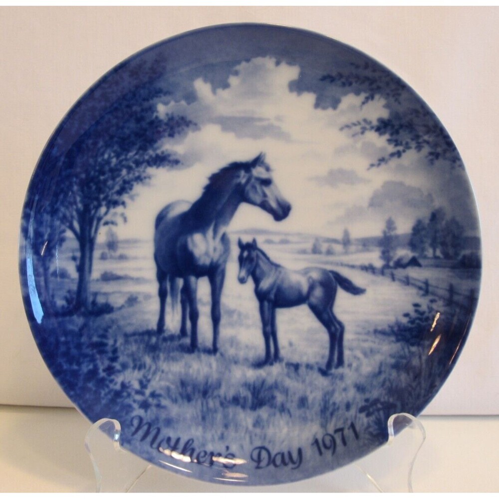 Mother's Day 1971 Kaiser Collector Plate Horse/Colt Made in West Germany Vintage